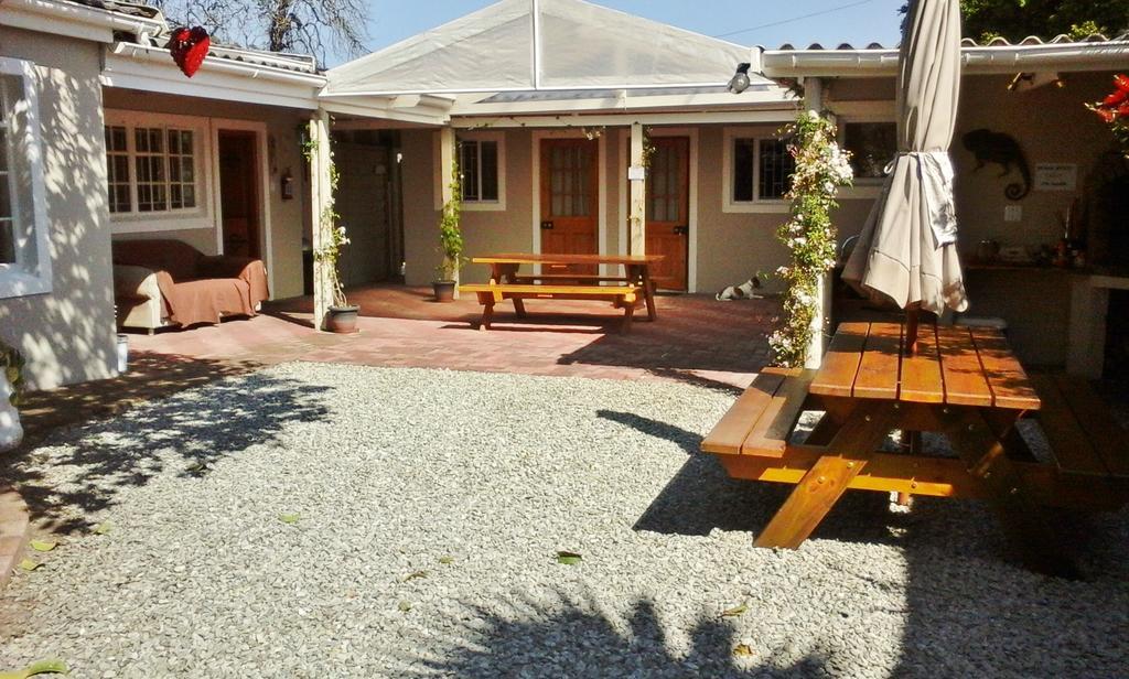 Jembjo'S Knysna Lodge & Backpackers Esterno foto